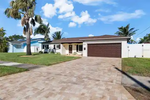 A Home Offering the Best of All Worlds