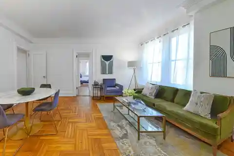 Riverside Drive Top Floor Classic Three Bedroom
