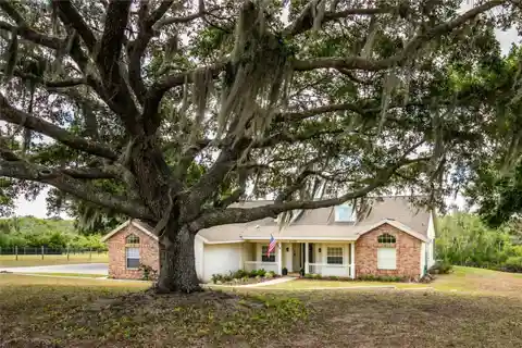 Peaceful Lakefront Living in Sought After Mount Dora