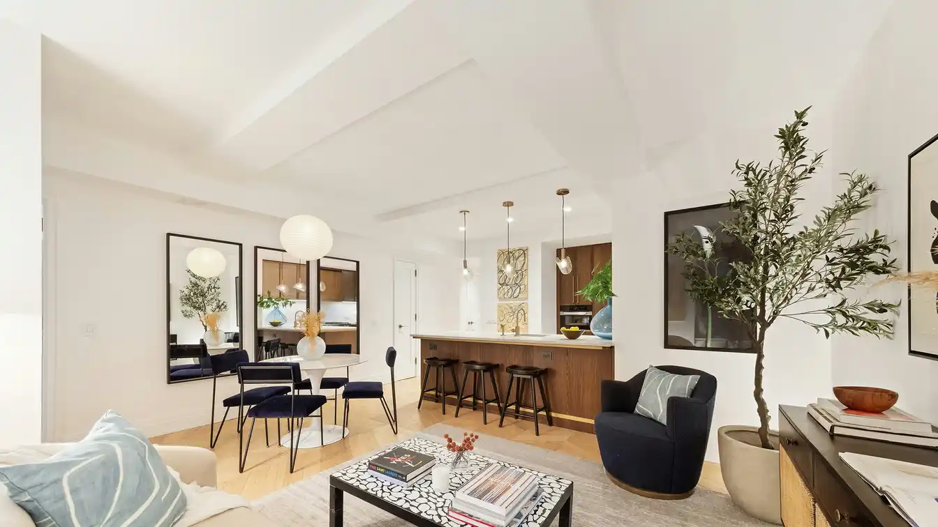 One Bedroom Home Blending Prewar Style Meets 21st-century Living