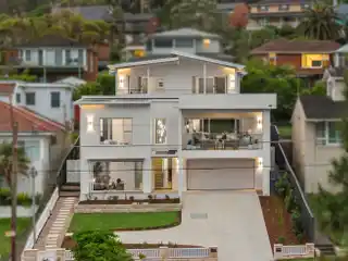 Brand-New Wattle Court Home