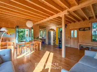 Architect-Inspired Home Combining Comfort and Nature