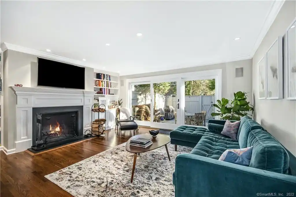Picture Perfect Prides Crossing Condo