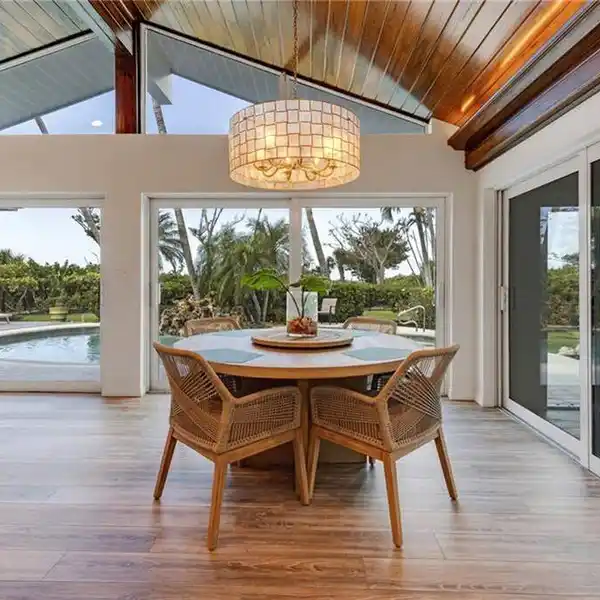 COASTAL OASIS WITH A MID-CENTURY MODERN FEEL