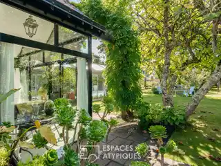 Bright Contemporary Home in an Enchanting Setting