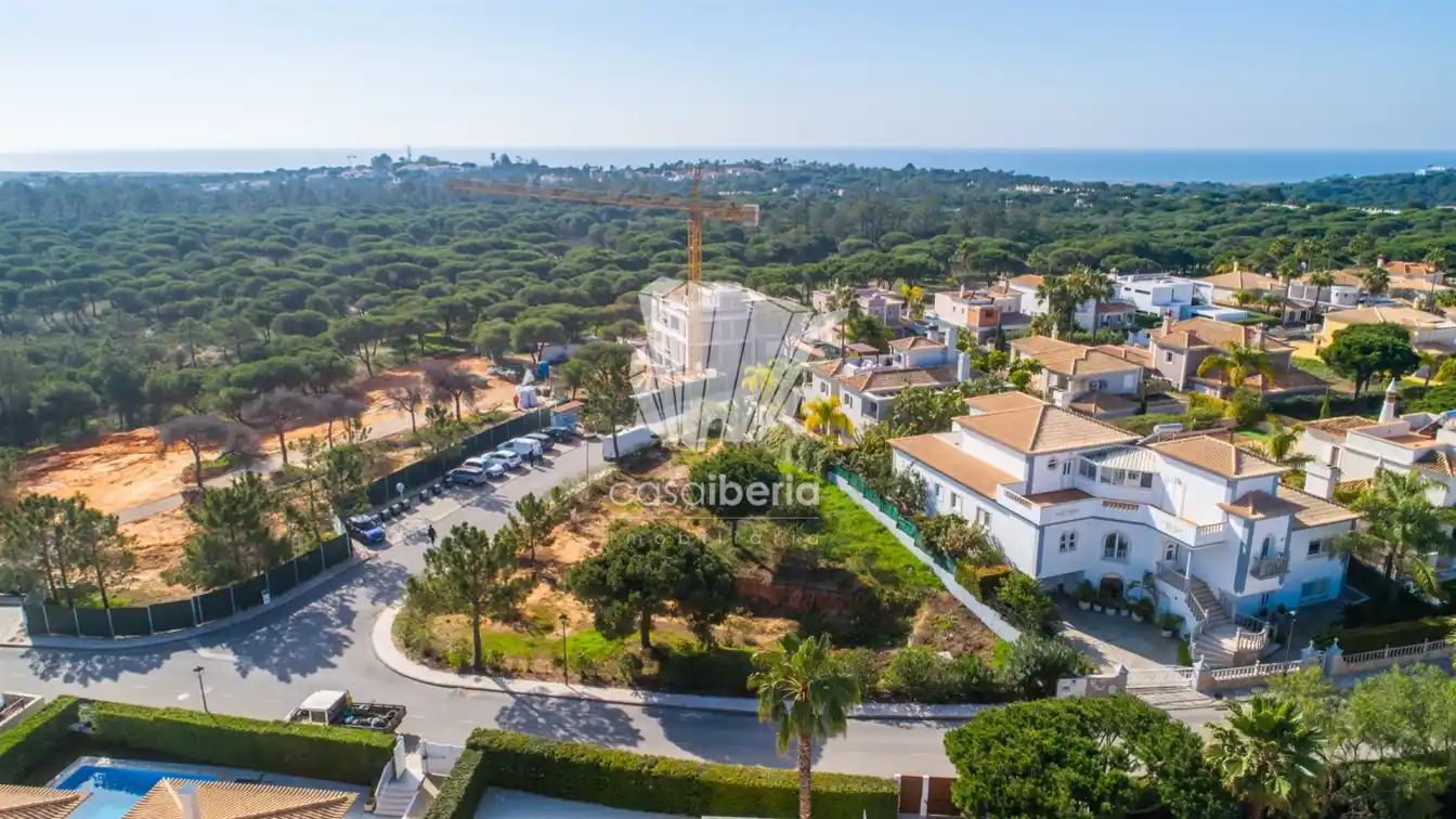 Large Property Close to the Beach