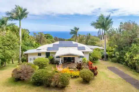 Rare and Remarkable Property Along the Verdant Hamakua Coast
