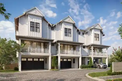 Luxury Townhome in the Lane