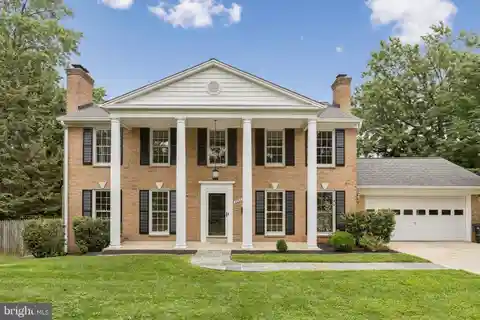 Beautifully Sited Stately Colonial