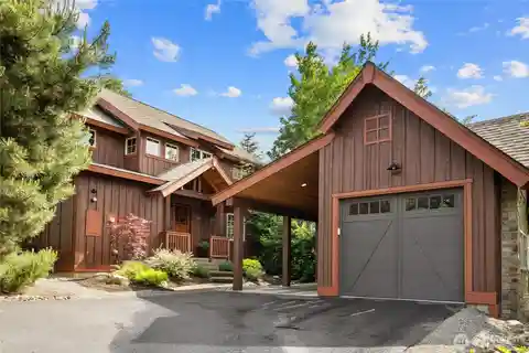 Suncadia Retreat Steps from Incredible Amenities