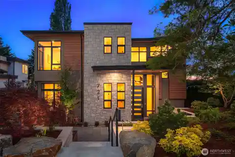 Unparalleled Luxury Downtown Living