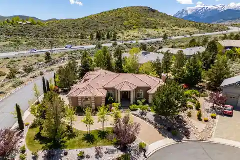 Custom Home in Sought After Saddlehorn