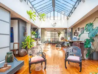 Sun-Drenched Loft with Private Rooftop Terrace