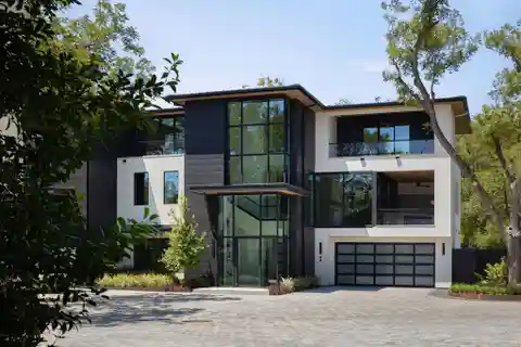 Exclusive Gated Sanctuary on the Shores of Lake Austin