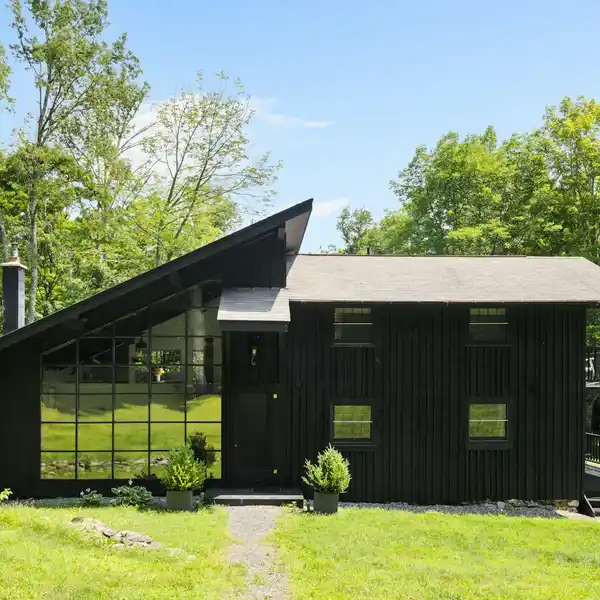 ARCHITECTURE MEETS NATURE