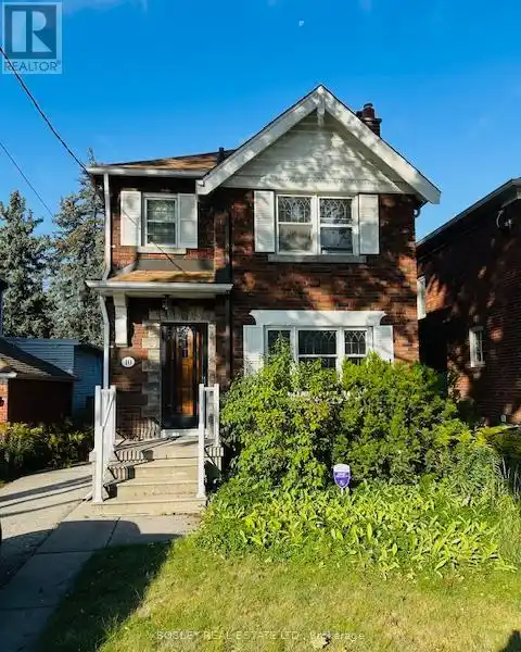 CLASSIC HOME ON A FANTASTIC LOT