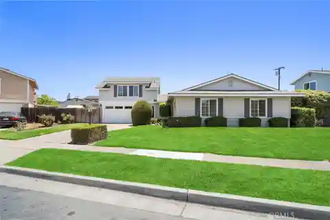 Beautifully Upgraded Westmont Home