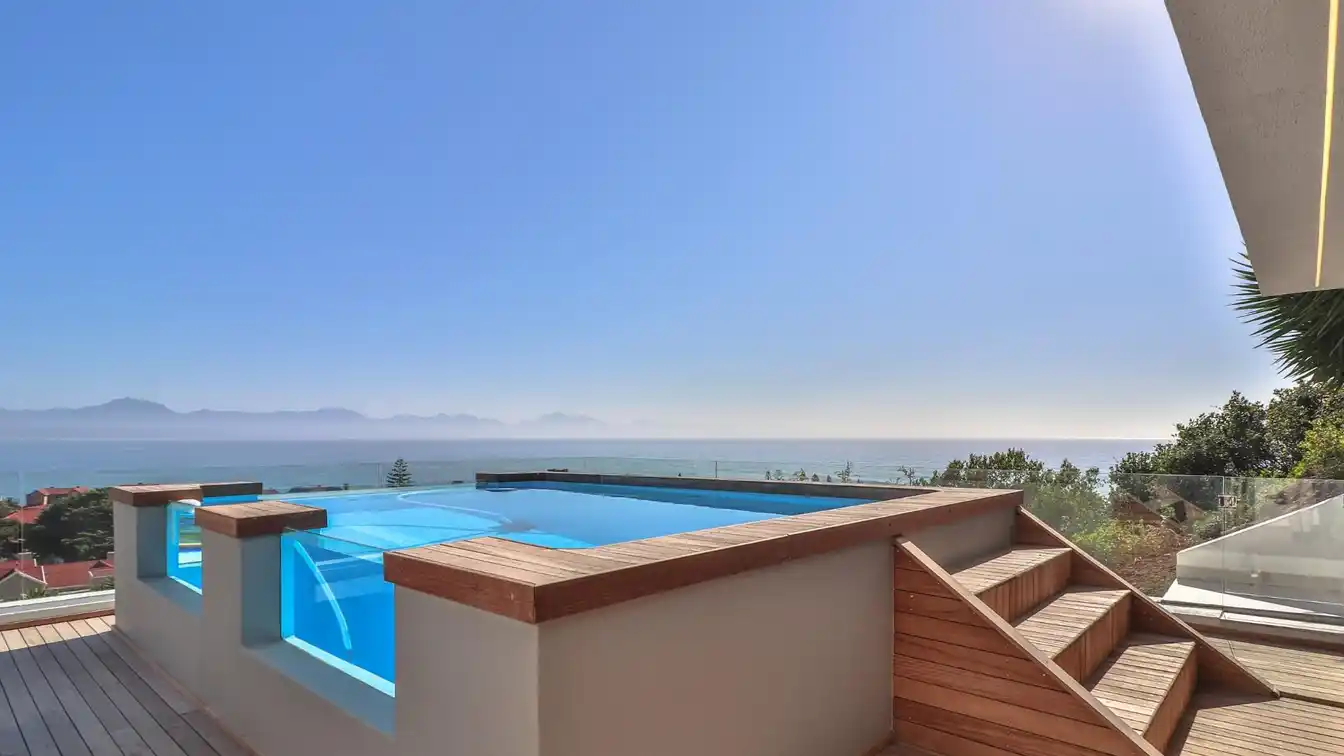 Iconic Brand New Home in Mossel Bay
