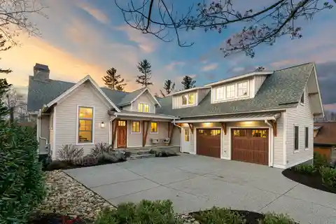 Stylish and Comfortable Transitional Farmhouse