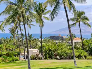 Spacious Ocean View Unit