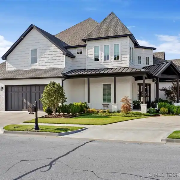 THOUGHTFULLY DESIGNED STUNNER IN WOOD HOLLOW ESTATES