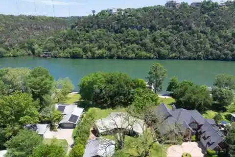 Classic Midcentury Retreat