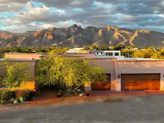 La Quinta Masterpiece with Stunning Catalina Mountain Views