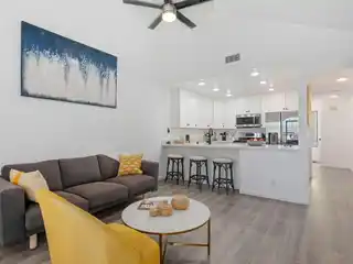 Cozy Unit in the Woodside Condo Complex