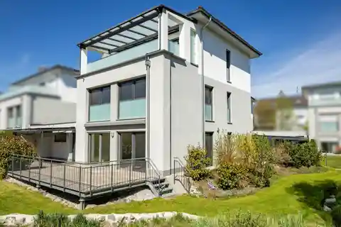 Urban Living - Modern Townhouse in a Quiet Central Location
