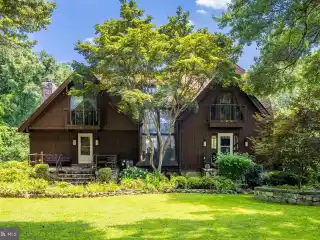 Private Woodland Retreat on Nearly Two and a Half Acres