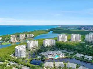 Beautifully Appointed Grande Excelsior Condo