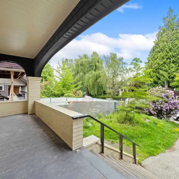 RARE 1912 HERITAGE HOME IN PRIME KITSILANO