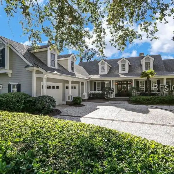 LOVELY HOME FULL OF LOWCOUNTRY CHARM