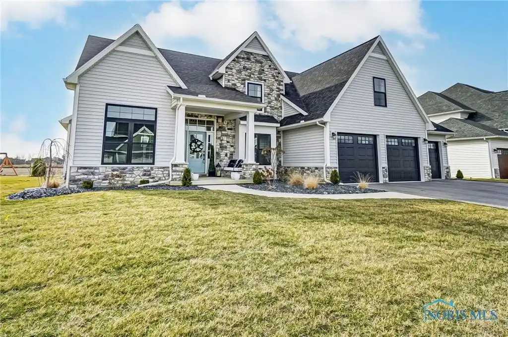Immaculate Home Full of Upgrades