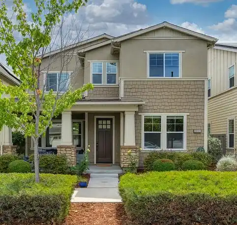EXCEPTIONAL HOME IN THE DESIRABLE CANNERY COMMUNITY
