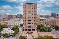 INCREDIBLE UNIT AT THE ICONIC ALAMEDA TOWER