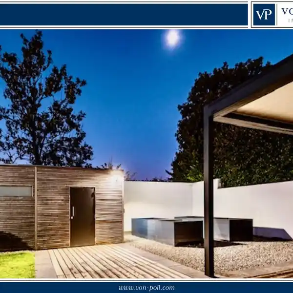 RARE BUNGALOW WITH SECLUDED GARDEN