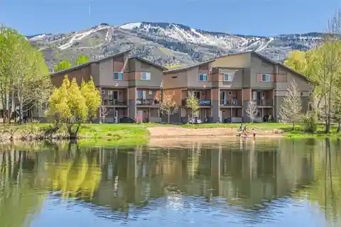Quintessential Waterfront Townhome