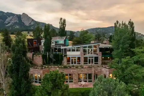 One-Of-One Boulder Estate