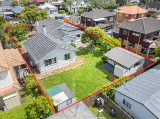 Gorgeously Renovated Bungalow