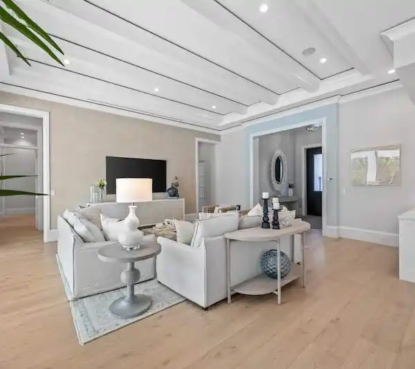 EXQUISITE NEWLY COMPLETED PARK SHORE RESIDENCE