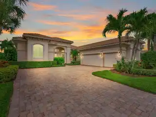 Immaculate Home in the Prestigious Jupiter Country Club