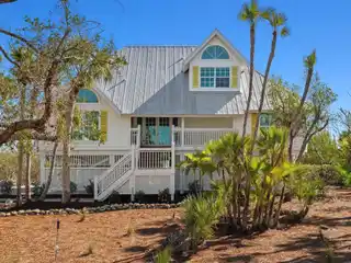 Gorgeous Home in Seagull Estates