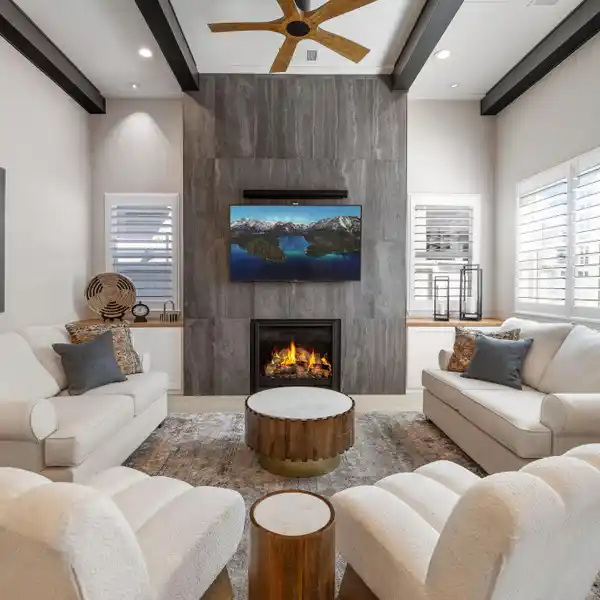 SINGLE-LEVEL LIVING IN GATED RANCHARRAH