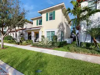 Beautifully Designed Home in Alton in Palm Beach Gardens
