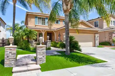 Beautiful Home in the Heart of Stevenson Ranch