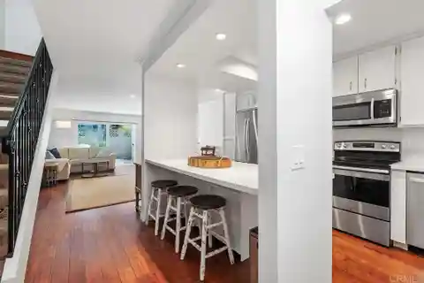Tastefully Updated Townhome in Prime Village Park Location