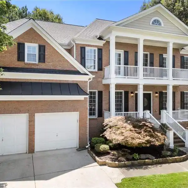 BEAUTIFULLY UPDATED HOME IN A SOUGHT-AFTER NEIGHBORHOOD