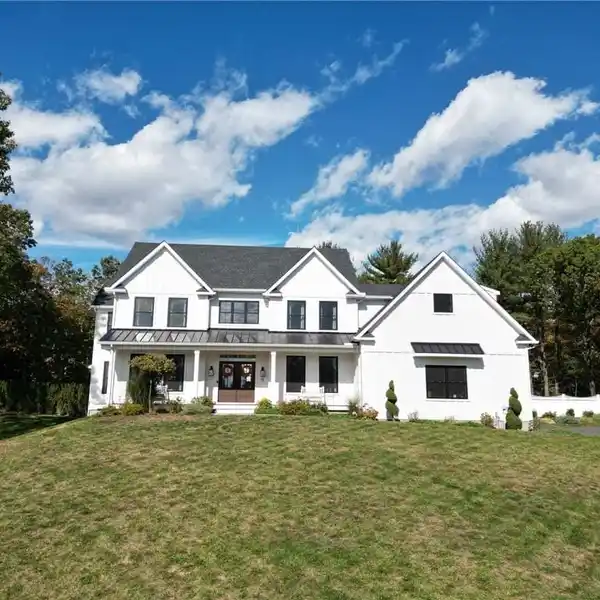 CUSTOM DESIGN YOUR LUXURY DREAM HOME