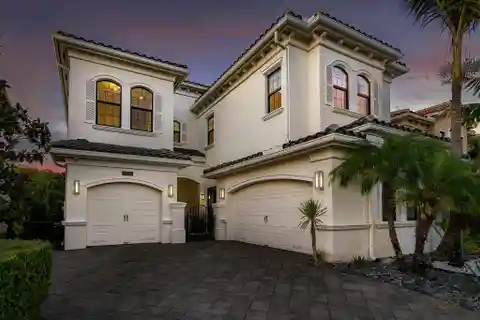 Exquisite Home in Seven Bridges
